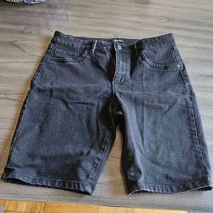 Black Bremuda Women's Jean Shorts-Size 14